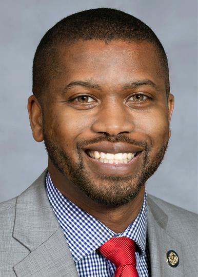 Headshot of  Cecil Brockman