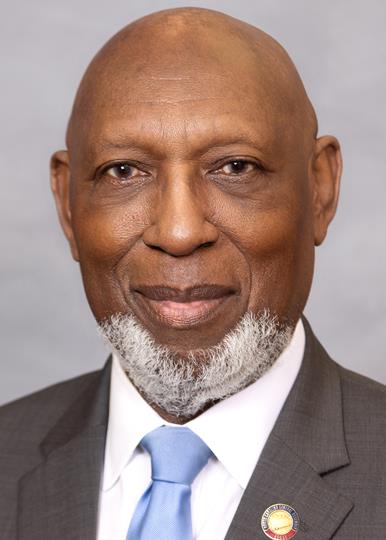 Headshot of  Shelly Willingham